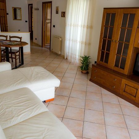 Appartamento Ai Piedi Del Gran Paradiso Saint-Pierre Ngoại thất bức ảnh