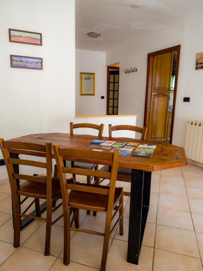 Appartamento Ai Piedi Del Gran Paradiso Saint-Pierre Ngoại thất bức ảnh