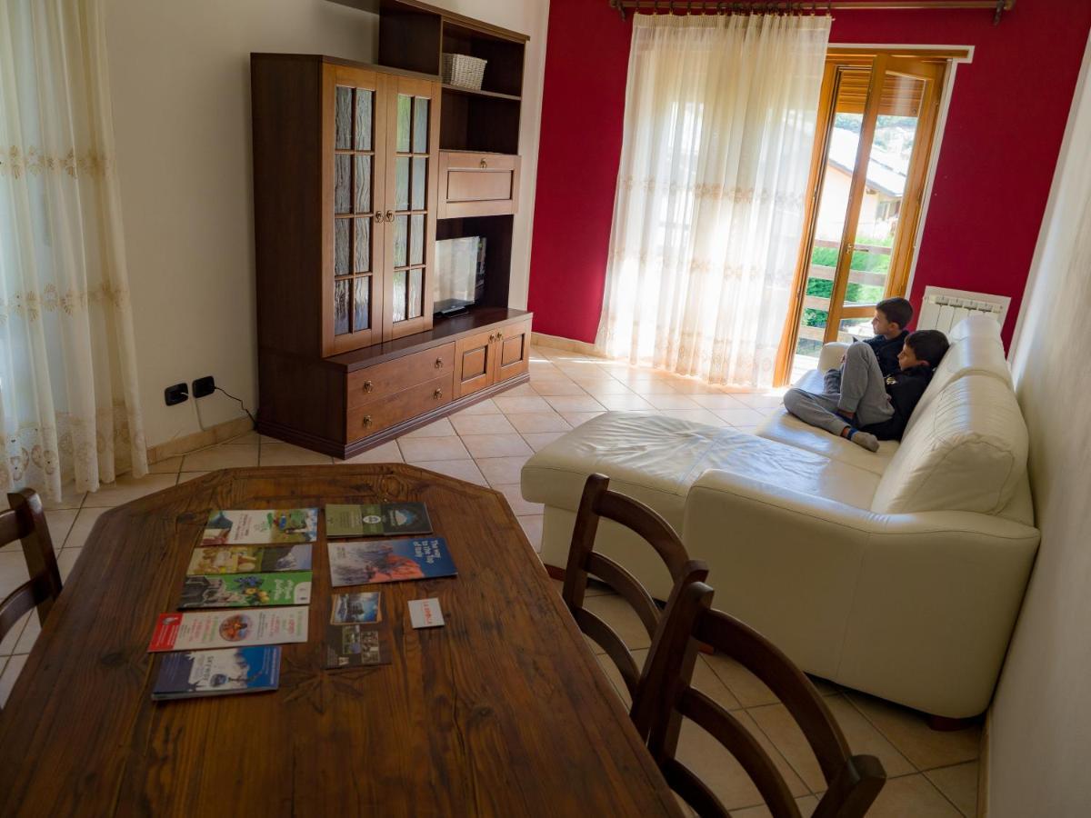 Appartamento Ai Piedi Del Gran Paradiso Saint-Pierre Ngoại thất bức ảnh